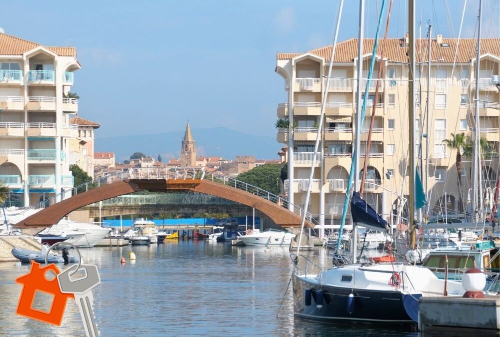 Vivre à l’année à Fréjus : Le guide pratique pour les nouveaux arrivants 🚶‍♀️🏖️